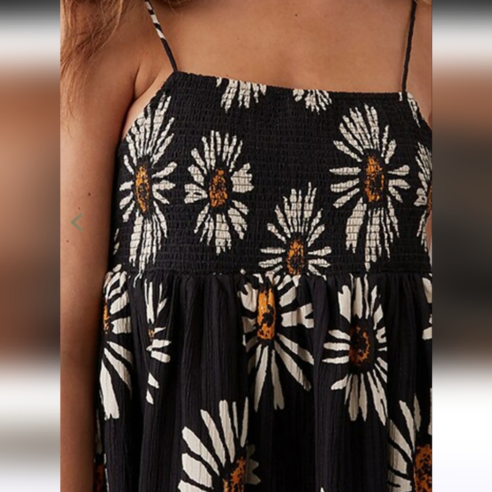 BNWT 🌼American Eagle Outfitters Black Daisy Backless Sundress - Picture 5 of 8